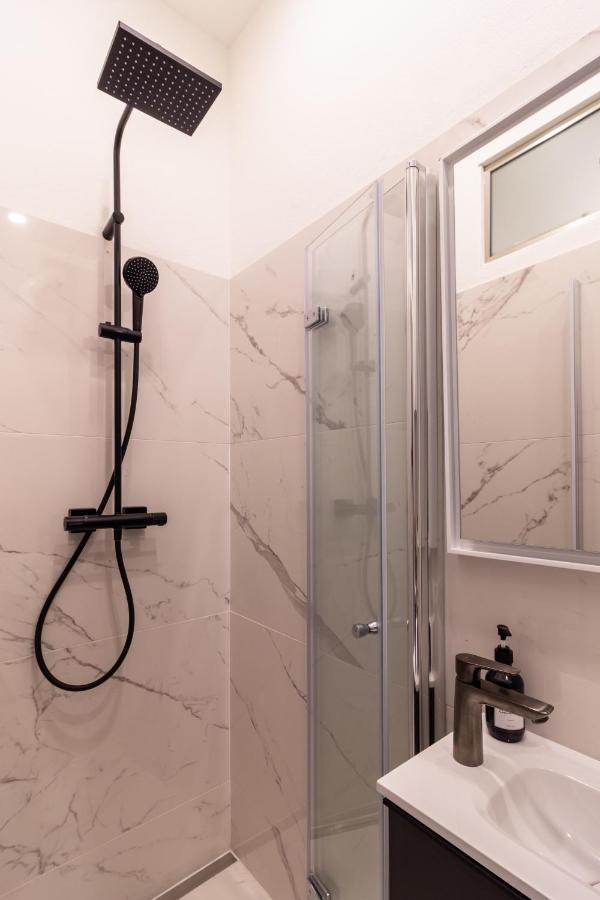 Central Apartment Wina Bagian luar foto