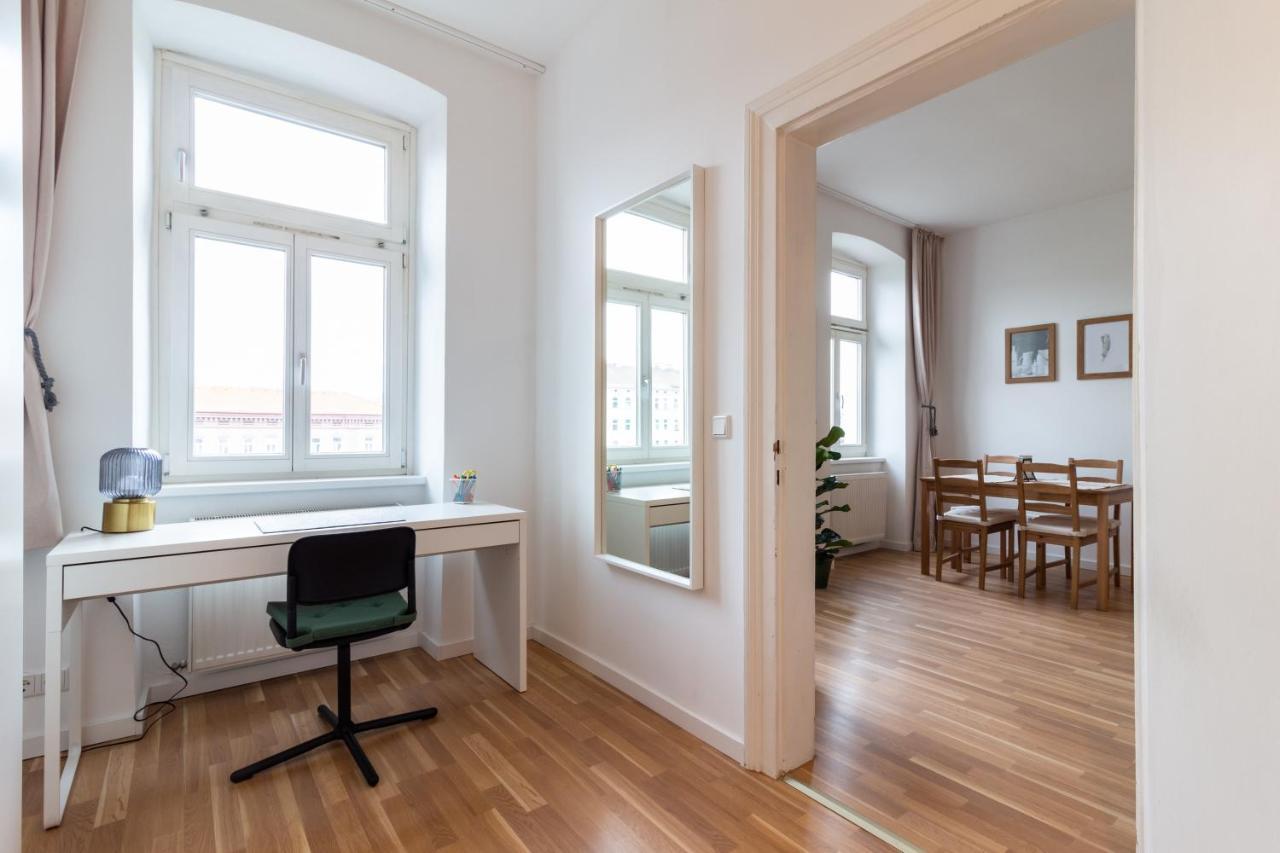 Central Apartment Wina Bagian luar foto
