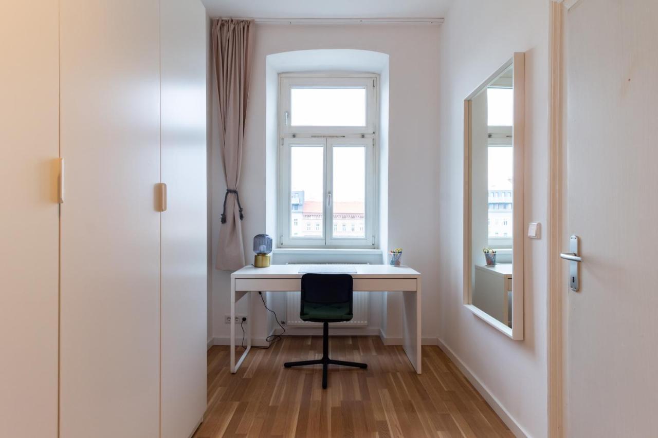 Central Apartment Wina Bagian luar foto