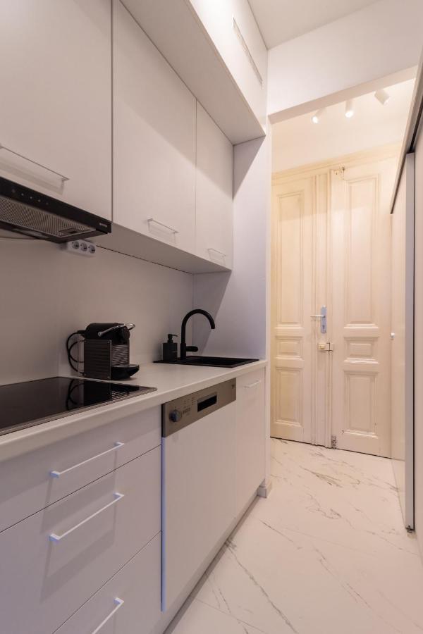 Central Apartment Wina Bagian luar foto