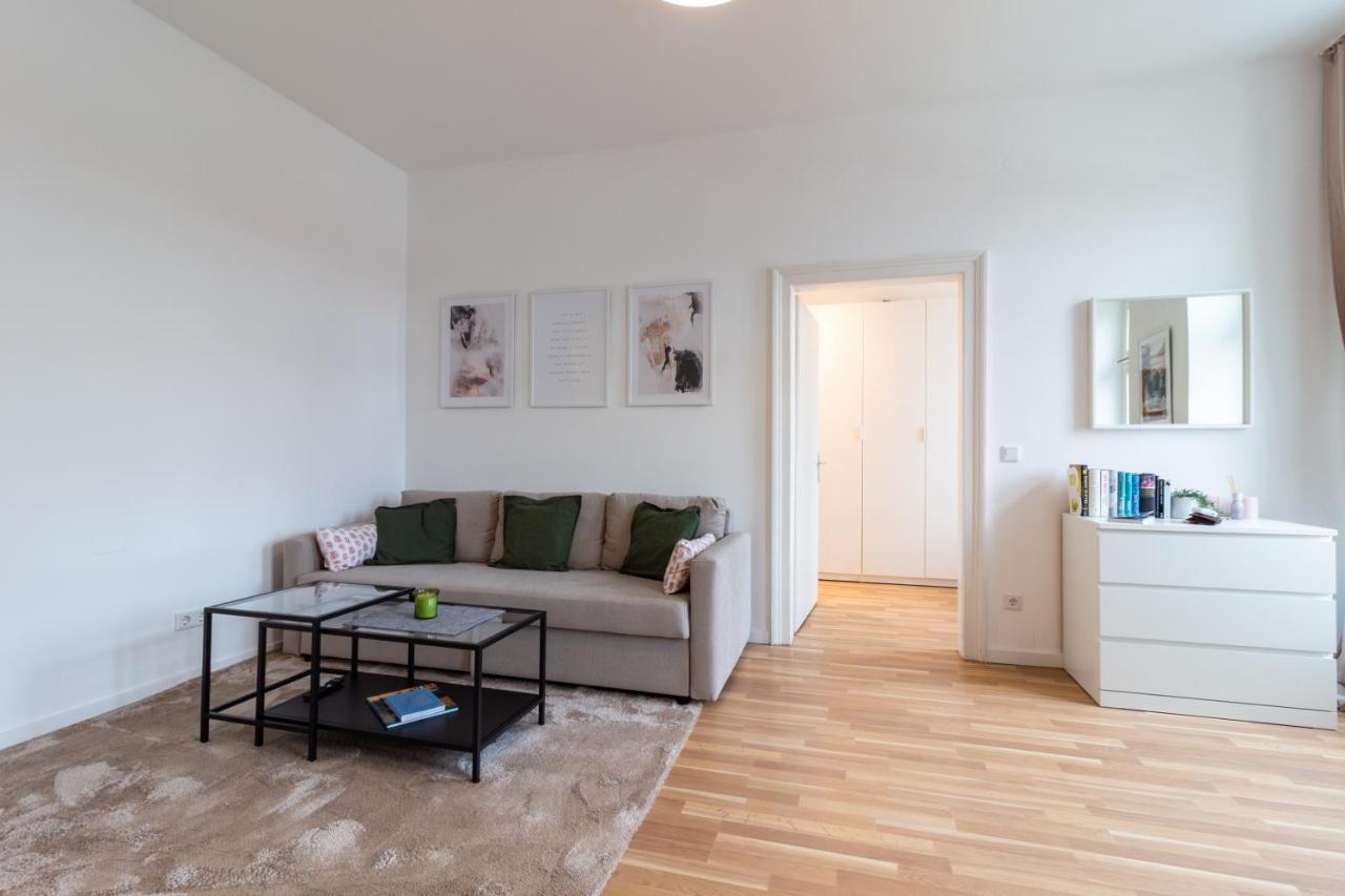 Central Apartment Wina Bagian luar foto